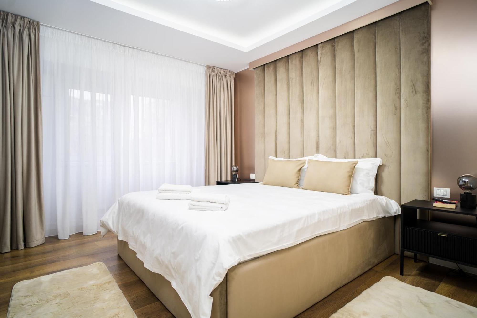 Apartment Location - Contemporary Parliament View - 2br *